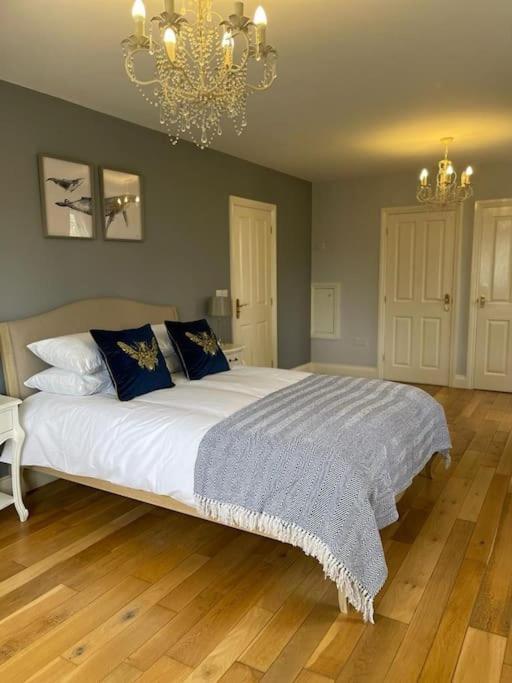 Large Coastal Cottage, Private Indoor Pool, Hut Tub, Sauna And Steam Pod Weymouth Exteriér fotografie