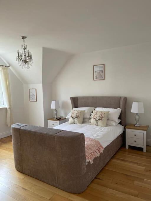 Large Coastal Cottage, Private Indoor Pool, Hut Tub, Sauna And Steam Pod Weymouth Exteriér fotografie