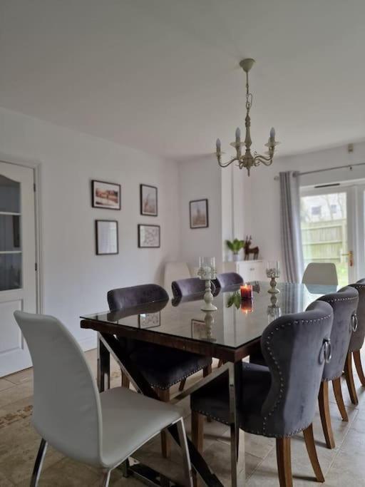Large Coastal Cottage, Private Indoor Pool, Hut Tub, Sauna And Steam Pod Weymouth Exteriér fotografie